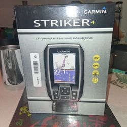 Garmin Striker 4 w/ GPS & CHIRP FINDER 3.5" Fishfinder
