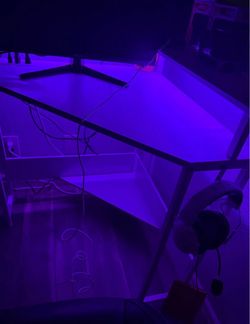 Gaming desk white rgb lights