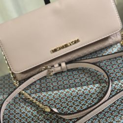  Michael Kors Jet Set Wallet on a Chain Crossbody
