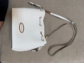 Guess white bucket bag