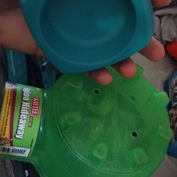 Hamster Food Container And 2 igloo Hideaway 