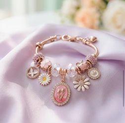 🔥STAINLESS STEEL TULIP BRACELET WITH CHARMS 🔥