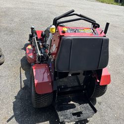 Bradley 36" Zero Turn Stand on