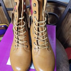NWOT RAMPAGE booties 