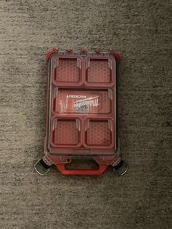 Milwaukee PACKOUT 5-Compartment Low-Profile Compact Organizer.