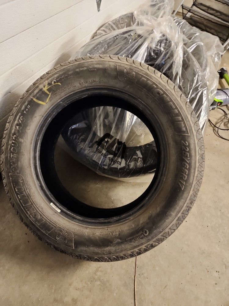 Michelin Tires 225/65R17