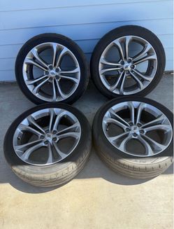 20” RIMS CAME OFF MY 2022 DODGE CHARGER RT/ NEEDS NEW TIRES