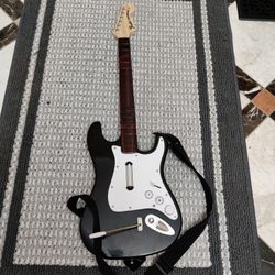 Guitar Hero Fender Stratocaster Wired Guitar 