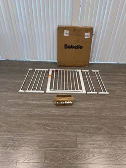 $30 #1433 (30” Tall X 29-55” wide) Babelio safety gate for baby toddler dog / locking door