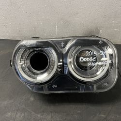 2015-2016-2017-2018-2019-2020-2021-2022-2023 DODGE CHALLENGER LEFT HEADLIGHT HID OEM USED