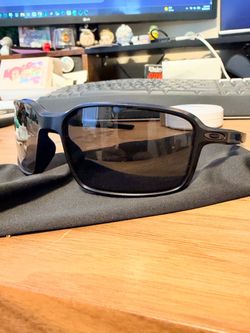 Oakley Siphon