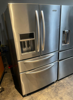 Deal: Kenmore 4‑Door French Door – Stainless w/ Ice Maker