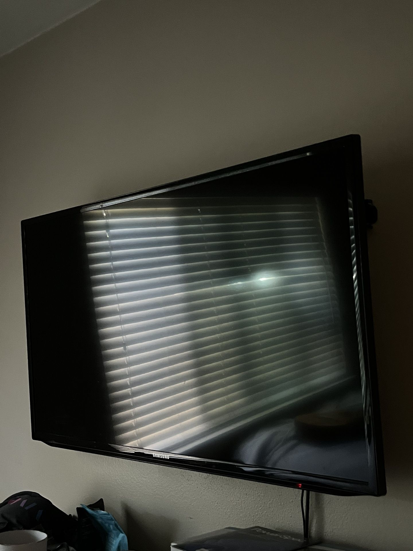 Samsung & Westinghouse TVs