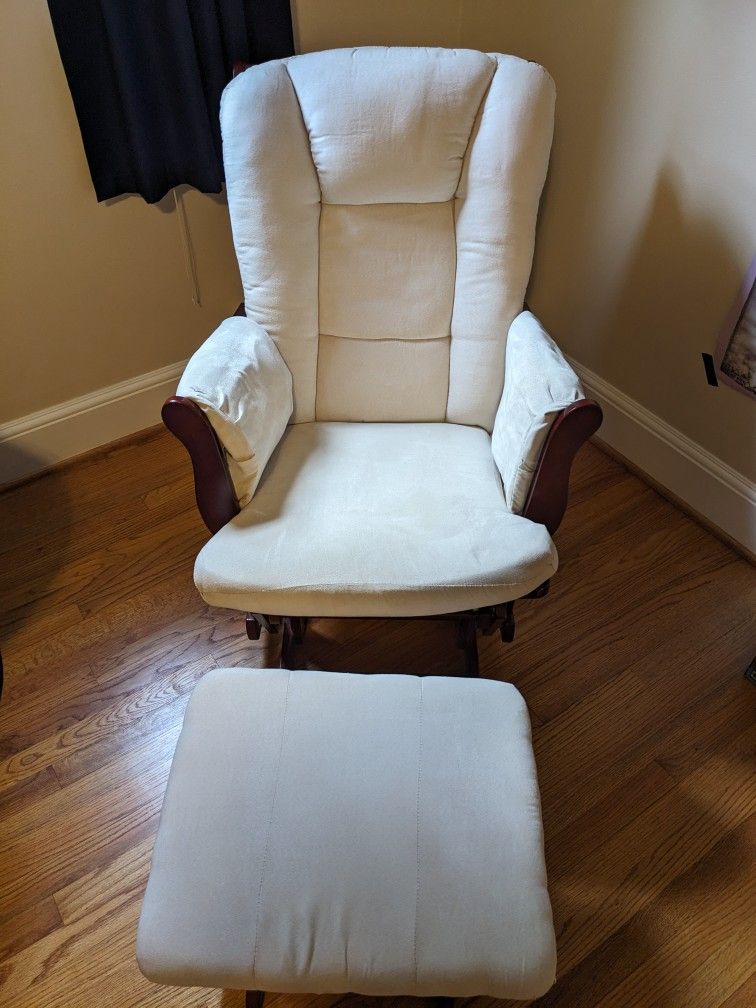 Storkcraft Glider Chair And Ottoman
