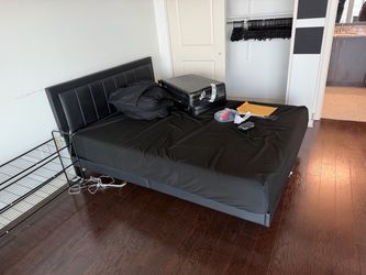 queen size bed - complete - frame and mattress