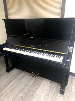 Beautiful condition Yamaha U3 piano