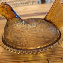 Vintage Indiana Glass Hen on Nest