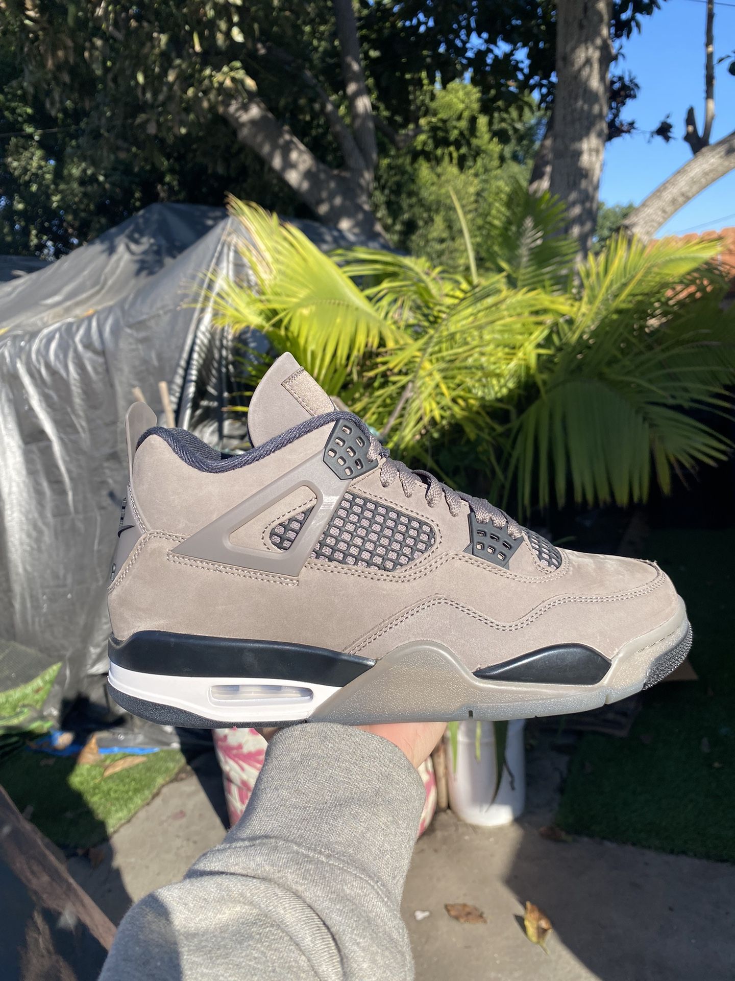 Jordan 4 Cave Stone