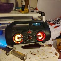 Tenmiya Bluetooth Speaker & Radio