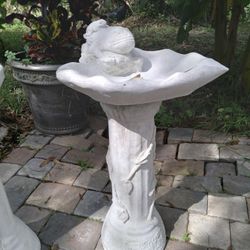 Concrete Bird Bath