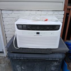 12000 but Air Conditioner (Like New)