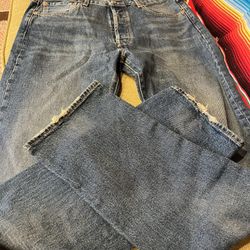 Men’s Levi Jeans 