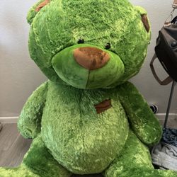 Oversized Bear 
