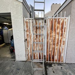 Aluminum Ladder Big /Escalera De Aluminio 