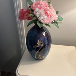 Beautiful Blue Ceramic Vase With Flowers (vase is 12” tall ) Make An Offer 