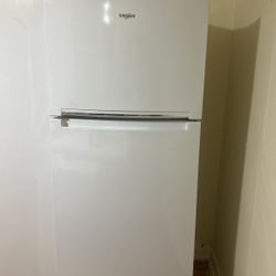 Whirpool Refrigerator Top Freezer