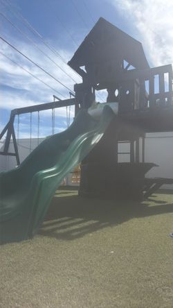 Playground set