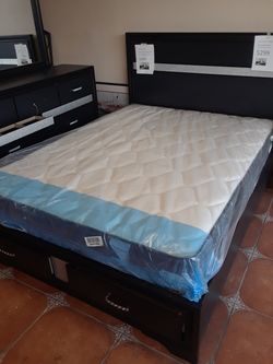 4 piece queen bedroom set. Townsend queen bed frame dresser mirror and nightstand