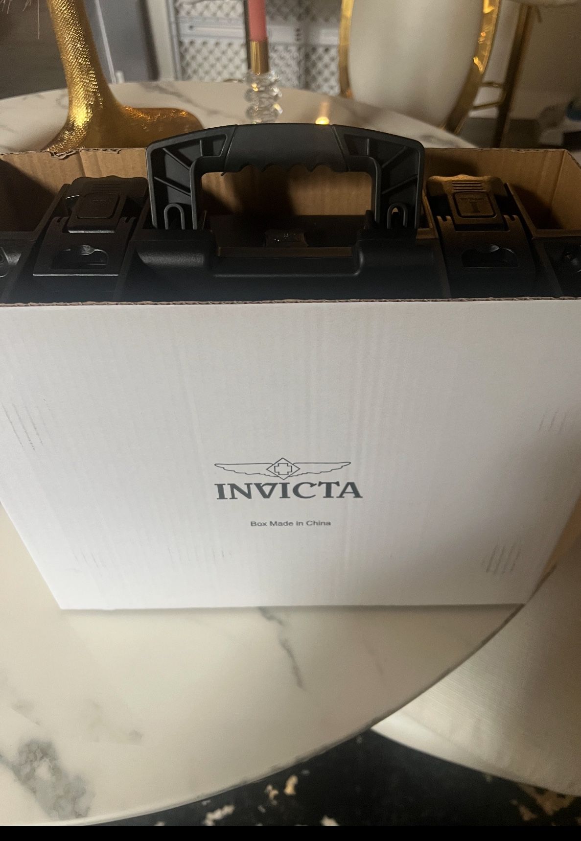 Maletín Invicta 8ranura