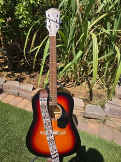FENDER ACOUSTIC ELECTRIC GUITAR FULL SIZE NEW STRINGS BUILD IN TUNER AMAZING SOUND