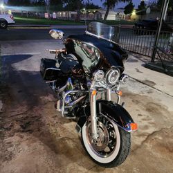 2006 HARLEY DAVIDSON ROAD KING