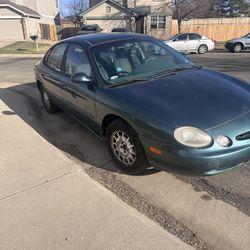 1996 Ford Taurus