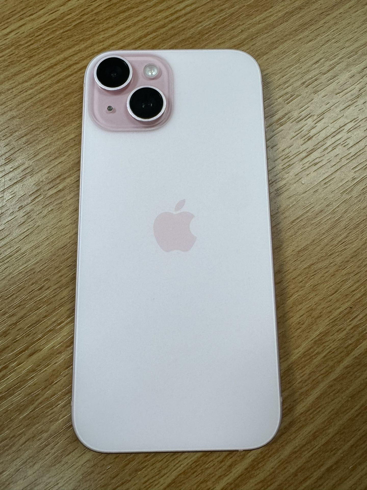 iPhone 15 128GB Pink