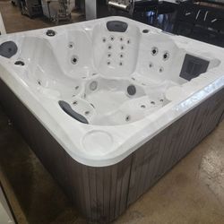 6 Person Outdoor Hot Tub SPA - 5 Seats + 1 Lounger - Balboa Upgrade Ozone White Marble Acrylic