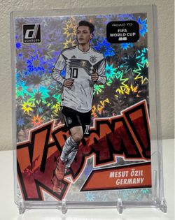 Mesut Özil Donruss Road to FIFA World Cup Holo Card