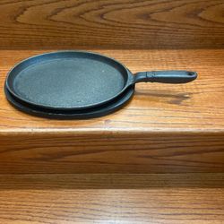 Cast Iron  fajita like New 