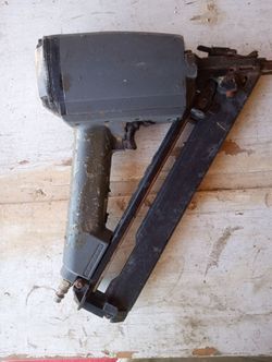 Senco nailgun