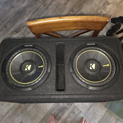 Kicker Subs With Skar Amp