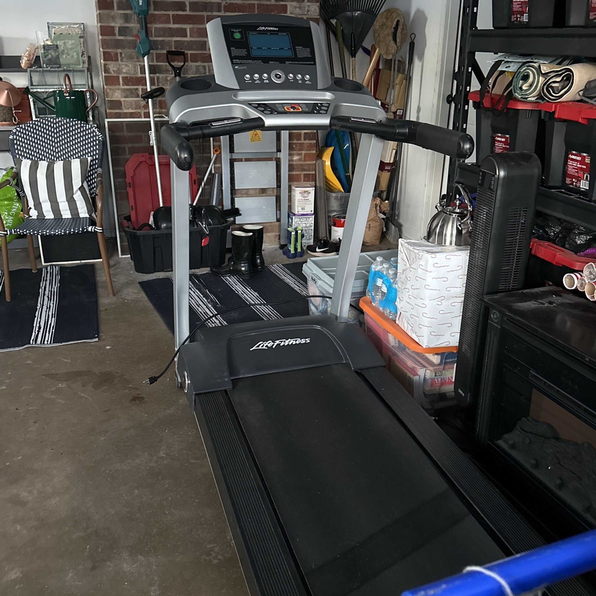 Life Fitness Treadmill