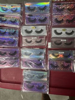 20 Pc Eyelash Plus 10 Spoolies