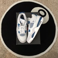 Jordan 4 Military Blue, Size 11