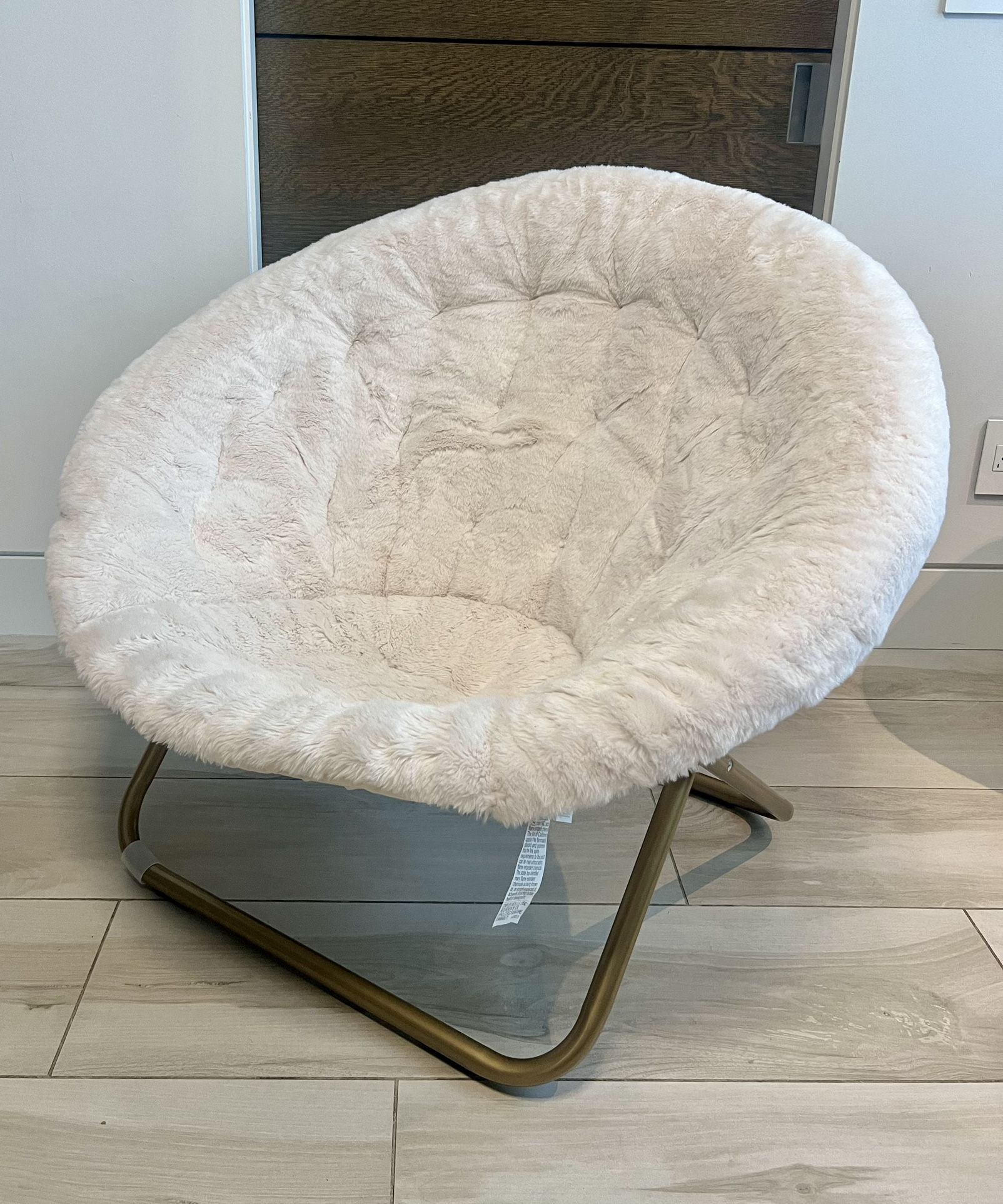 Pottery Barn Polar Bear Faux Fur Ivory Hang-A-Round Chair