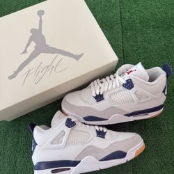Jordan 4 SB Navy *multiple Sizes*