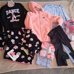 10/12 Girls Clothing And Accessories, Ear Muffs And Gloves Brand New With Tag 