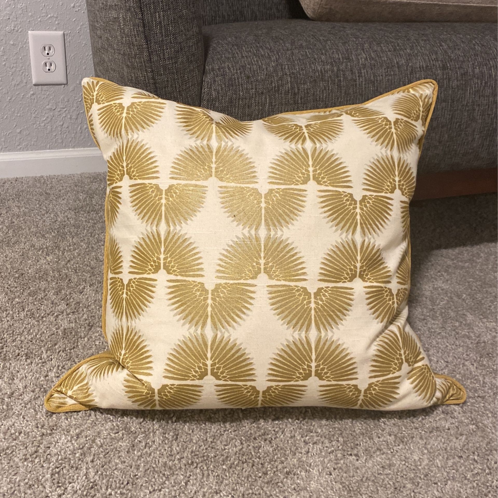 Set Of Two Decorative Pillows