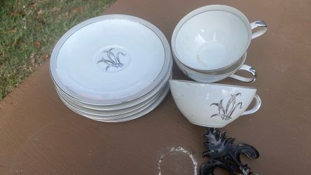 cups and saucers -5 cups and saucers-wheat design-made in Japan